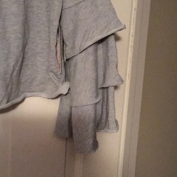 Top - Picture 2 of 4